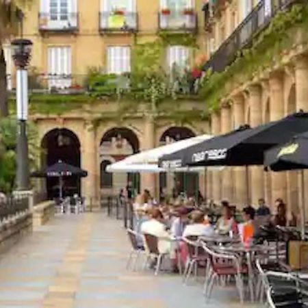 La Casita Verde. Metro Cerca Del Casco Viejo Bilbao Exterior foto